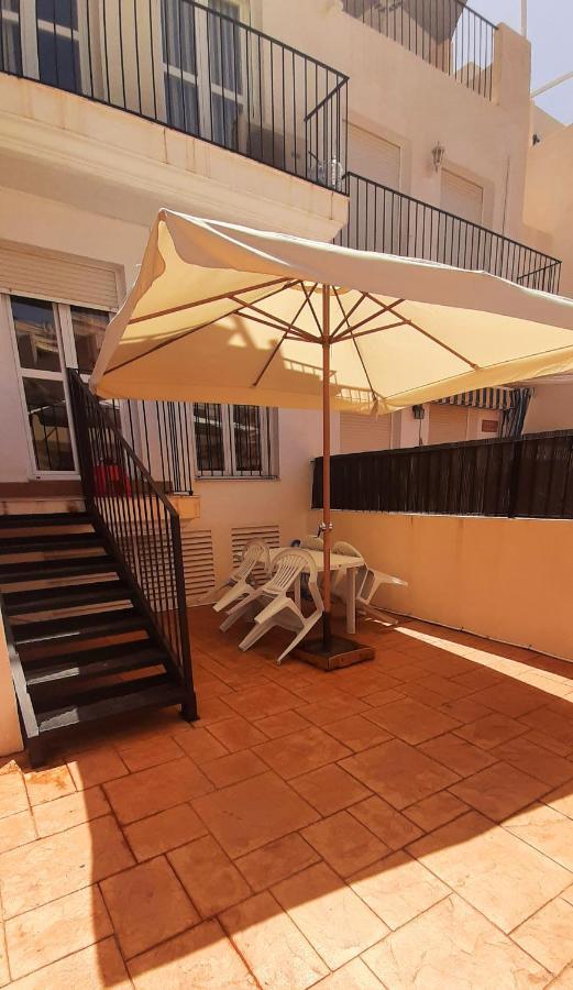 La Casa De La Fama - Apartamento Con Patio Exterior Карбонерас Екстер'єр фото